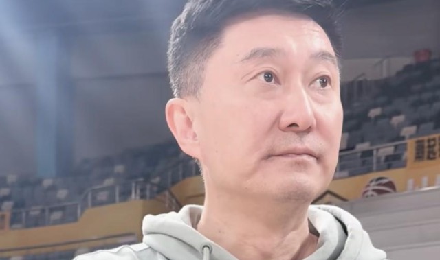 KOK体育app下载-杜锋：人员不整打广厦要全力去拼，并不知道有签新外援的事情