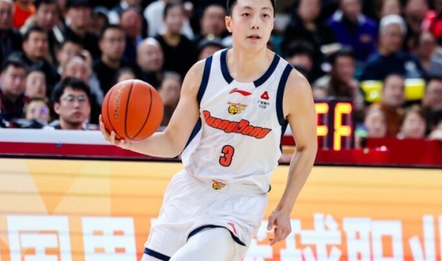 KOK体育官方网站-超北京升第3！广东48分狂胜送四川开局32连败 徐杰20+4三分